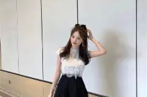 龚雪现状：和丈夫在上海生活73岁仍然很美唯一女儿在美国发展